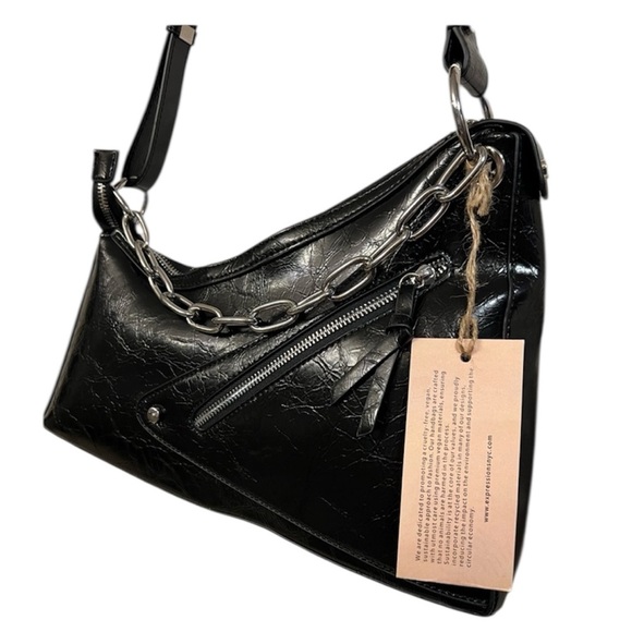 🖤🖤NWT- E/N EXPRESSIONS NYC SASSY/CLASSY BLACK SHOULDER BAG🖤🖤 - Picture 1 of 14